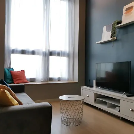Cozy Loft By Hauzcinta @Sunway Grid Apartment Kampong Pendas Exterior photo